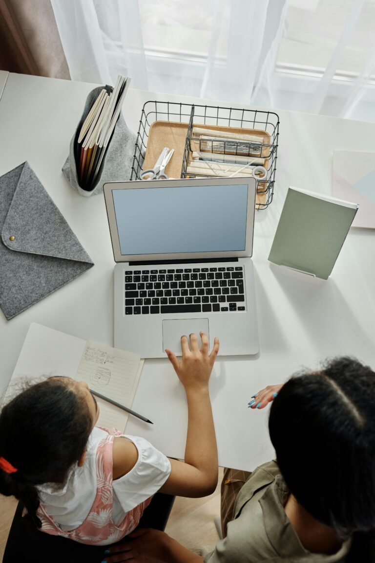 La importancia del pensamiento computacional en la enseñanza: Una brújula para el futuro.